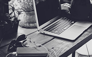 爱游戏综合娱乐-北京半马精彩收官，国内选手夺得男子组冠军，北京半马终点