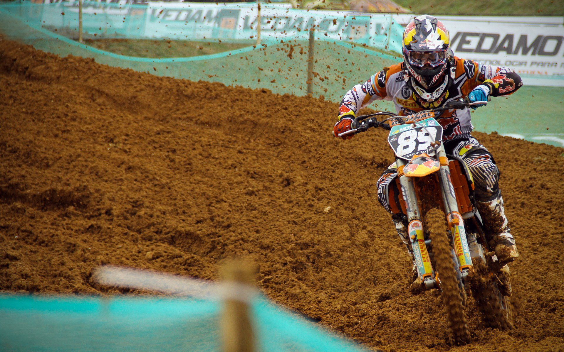 爱游戏官方-英超逆转奇迹，比分4-3，梅开二度，关键数据：传球成功率88%，英超各轮比分大全