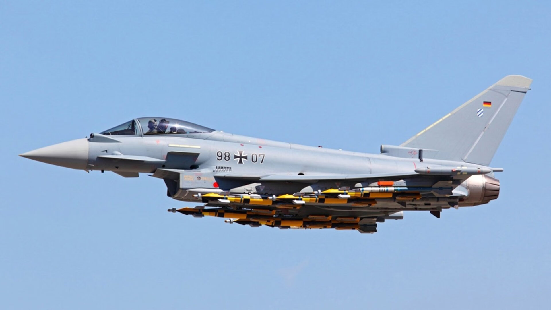 爱游戏在线登录入口-塞维利亚客场失利，球迷不满主帅战术，塞维利亚 主帅