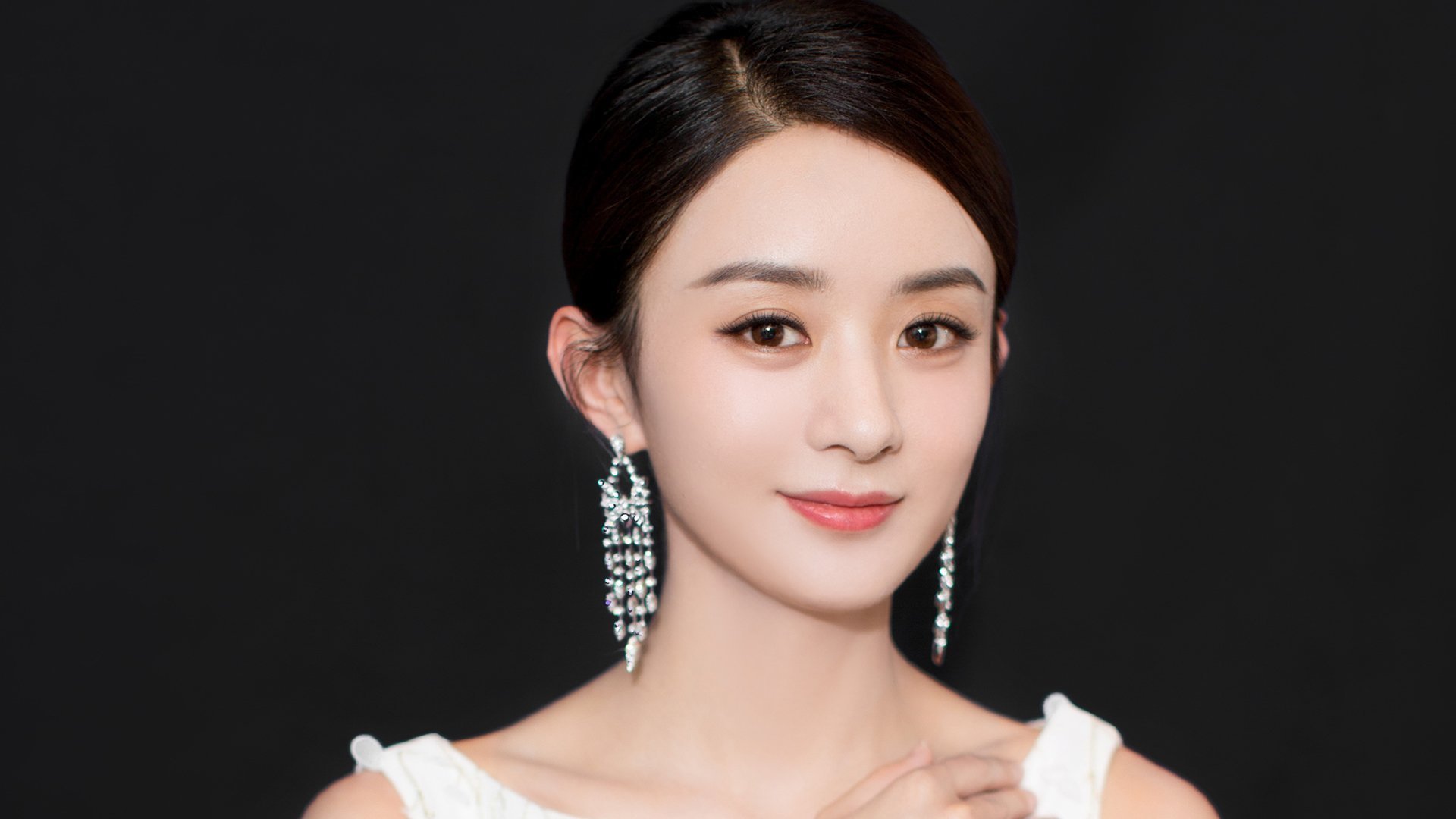 爱游戏娱乐-拜仁慕尼黑雄心勃勃，将势不可挡，拜仁慕尼黑 霸气