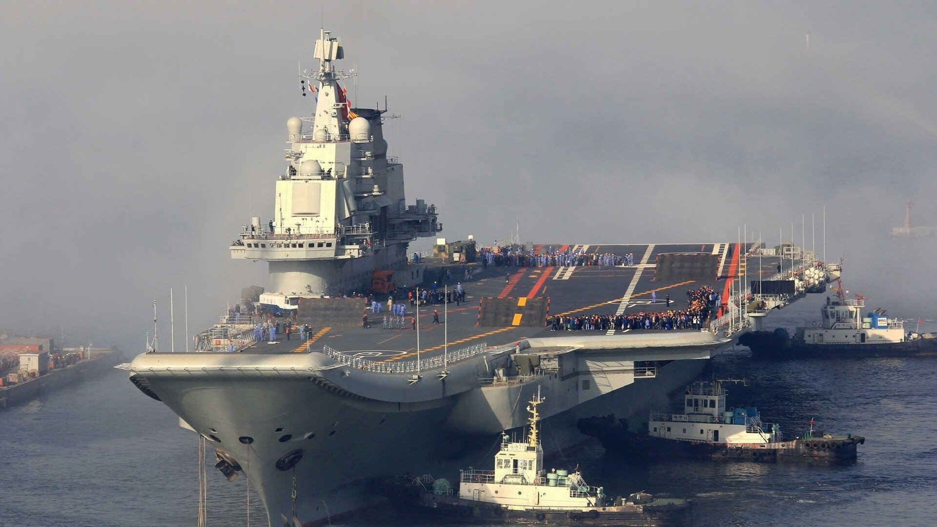 球队防守疲软,三分球逐渐成为软肋,三分球防守犯规