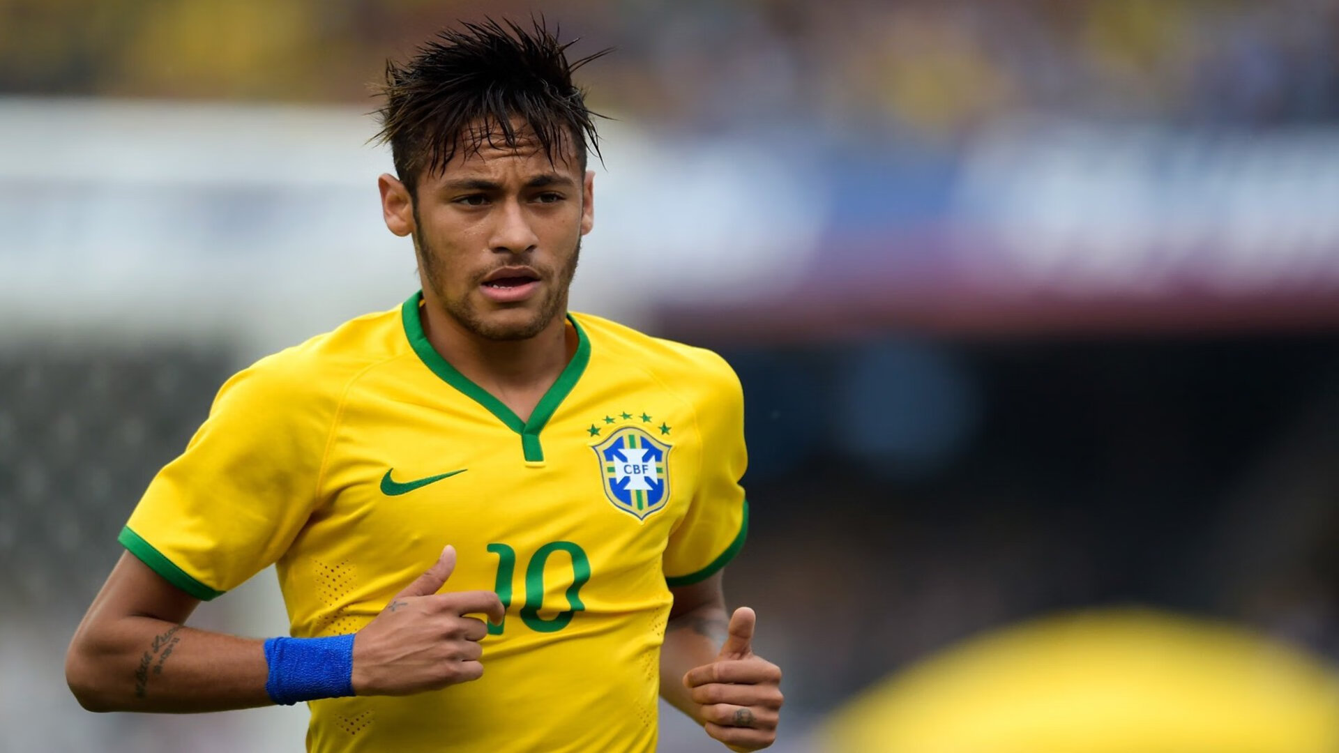 国际足联加强对裁判培训，提升执法一致性与专业性，2021足球裁判员培训报名